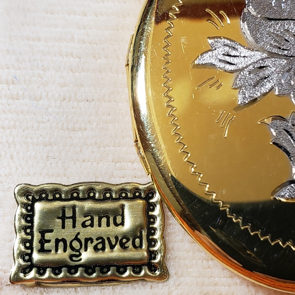 Marathon 12k GF Flower  Locket - Picture 4 of 16